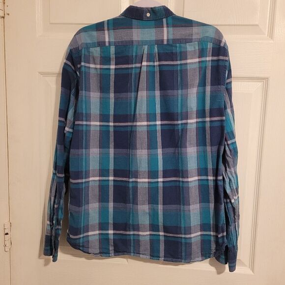 Old Navy men's button up long sleeve shirt - Picture 2 of 5